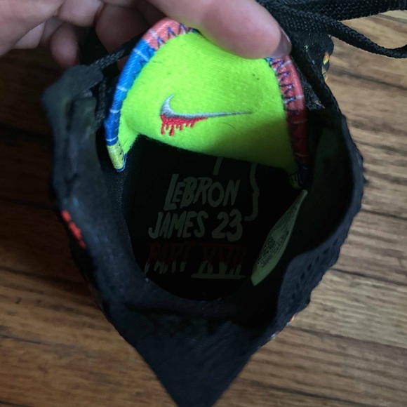 Lebron 17 James Gang - Picture 5 of 7